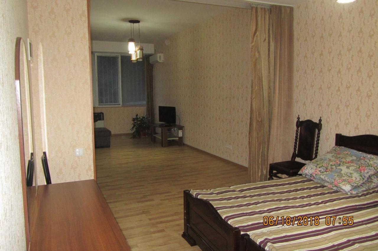 Flat For Rent Hotel Tbilisi ภายนอก รูปภาพ